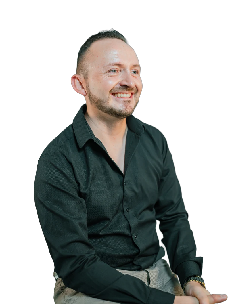 David E. Peláez · Mentor Mettaser